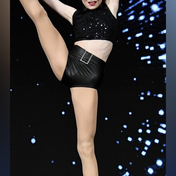 Weissman Two Piece Sequined and Black Metallic Dance Costume Rhinestone Belt LC - Picture 2 of 16